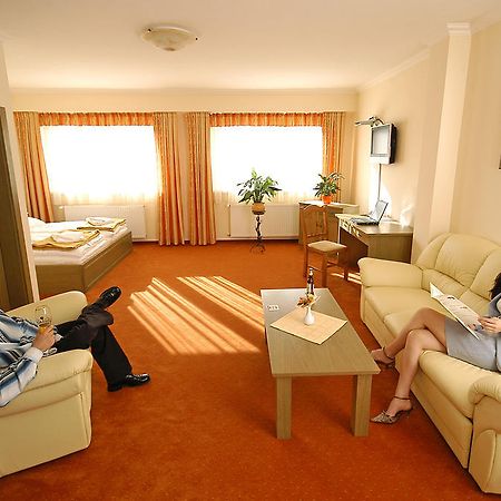 Hotel Bavaria Abda Room photo