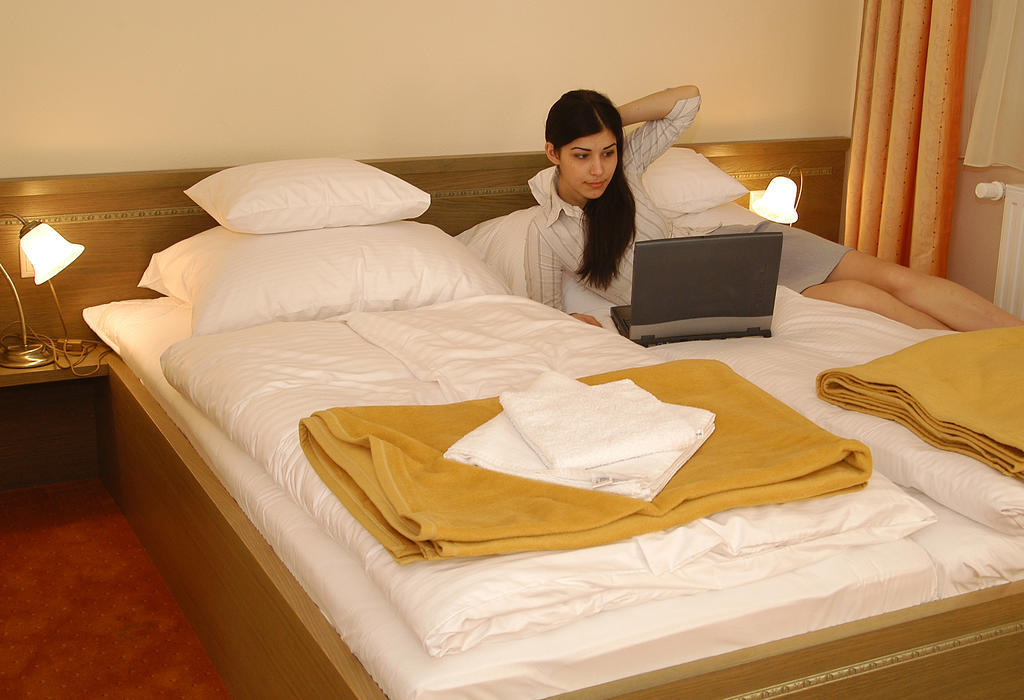 Hotel Bavaria Abda Room photo